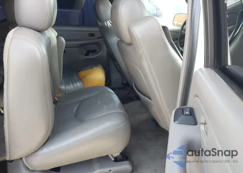 2005 Chevrolet Suburban 1500 Lt из США, поврежденный, VIN 3GNEC16Z45G114683